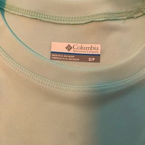 Women’s Columbia long sleeve tidal tee shirt. Size S NWT color blue